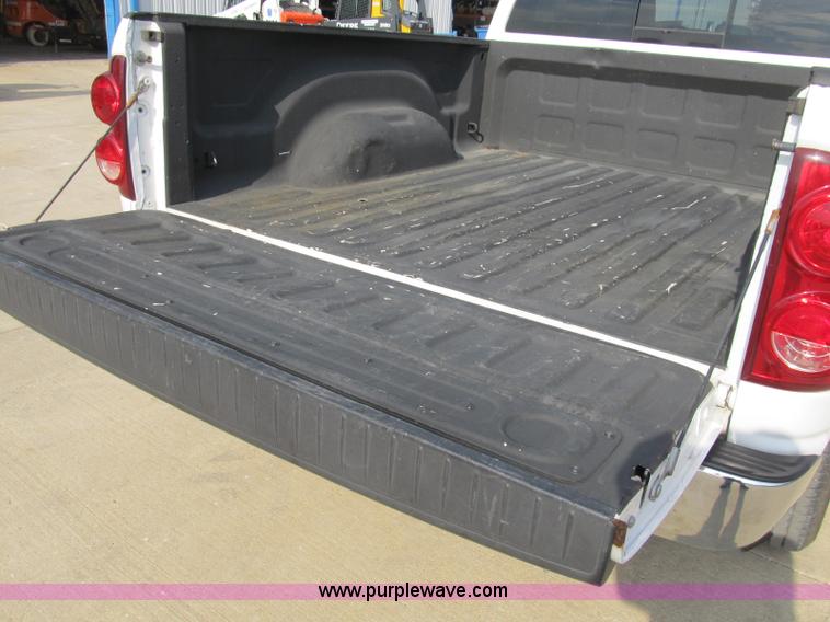 image for item B2844 2008 Dodge Ram 1500 Big Horn Edition Quad Cab pickup truck