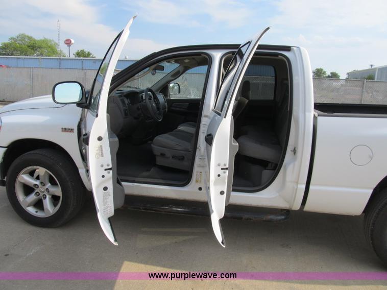 image for item B2844 2008 Dodge Ram 1500 Big Horn Edition Quad Cab pickup truck