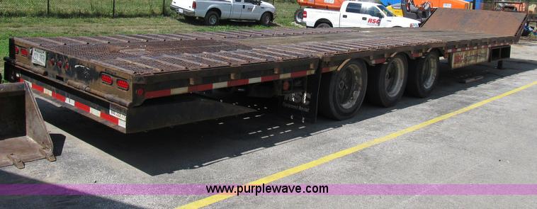 image for item B2845 2007 Ledwell Hydra-Tail 48' tilt bed trailer
