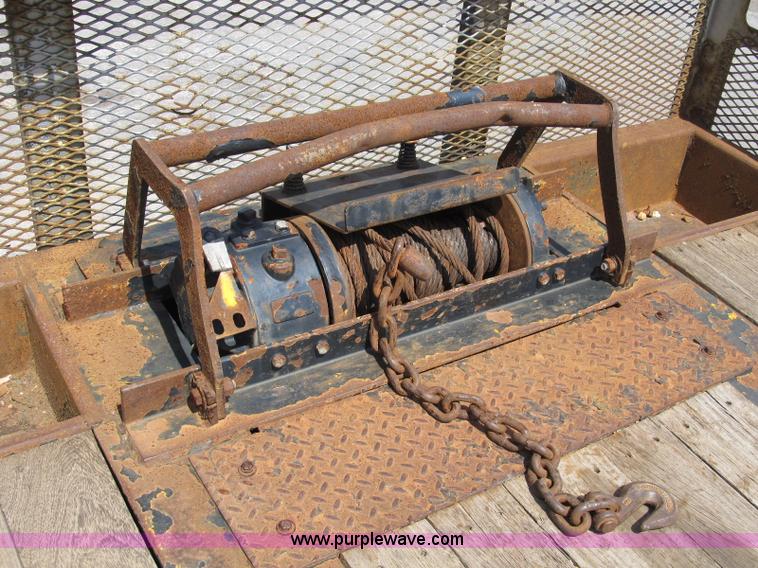 image for item B2845 2007 Ledwell Hydra-Tail 48' tilt bed trailer