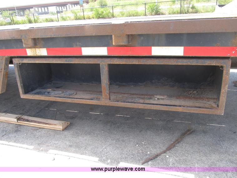 image for item B2845 2007 Ledwell Hydra-Tail 48' tilt bed trailer