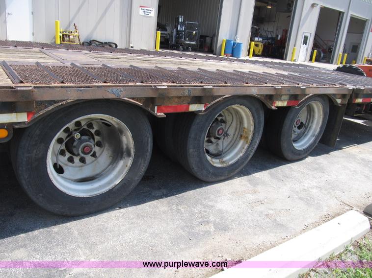 image for item B2845 2007 Ledwell Hydra-Tail 48' tilt bed trailer