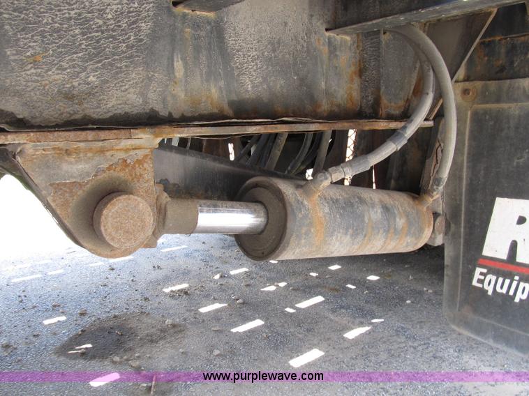 image for item B2845 2007 Ledwell Hydra-Tail 48' tilt bed trailer