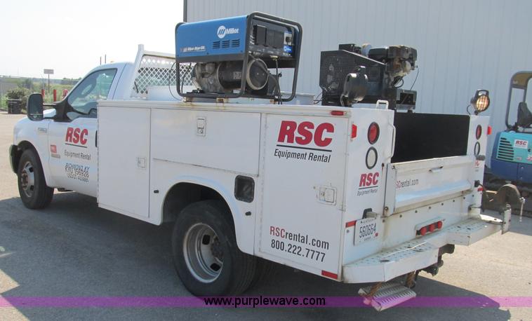 image for item B2851 2006 Ford F350 XL Super Duty service truck