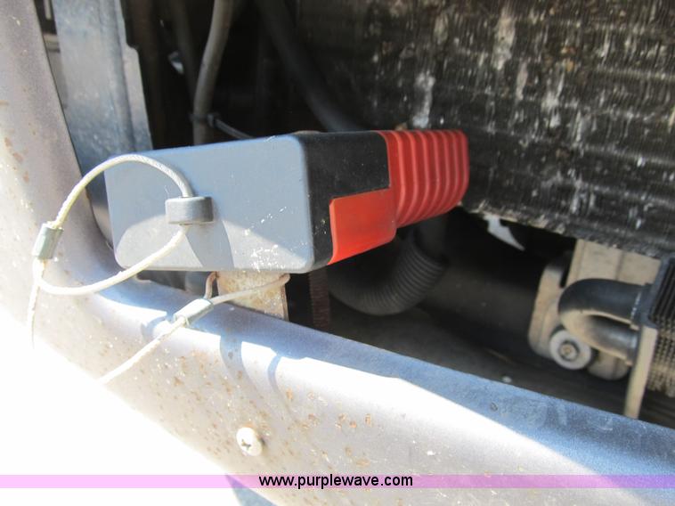 image for item B2851 2006 Ford F350 XL Super Duty service truck