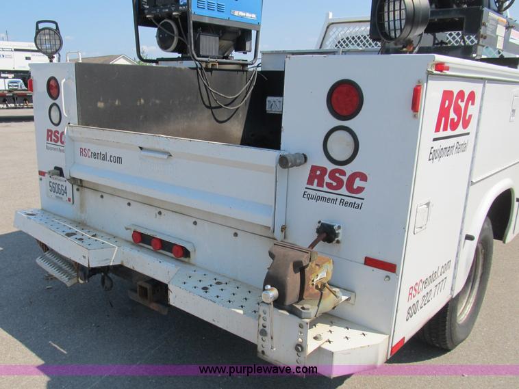 image for item B2851 2006 Ford F350 XL Super Duty service truck