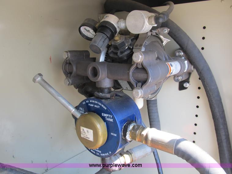 image for item B2851 2006 Ford F350 XL Super Duty service truck