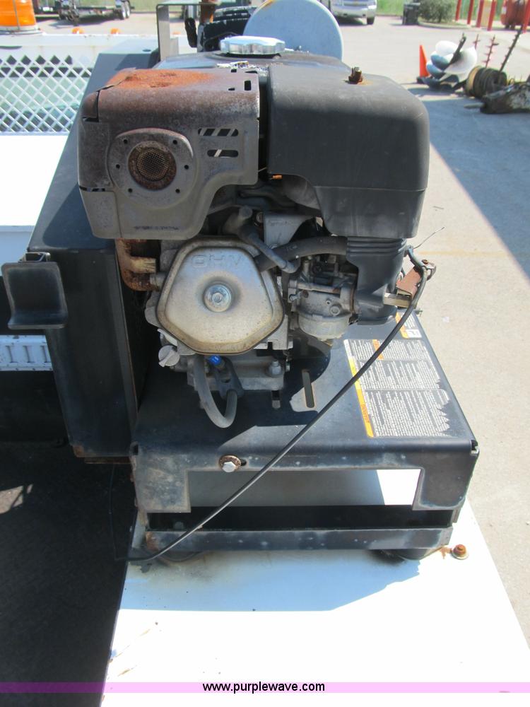 image for item B2851 2006 Ford F350 XL Super Duty service truck