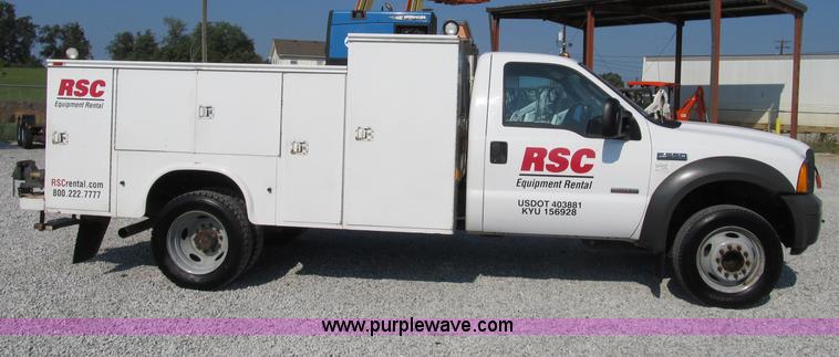 image for item B2852 2005 Ford F550 XL Super Duty service truck