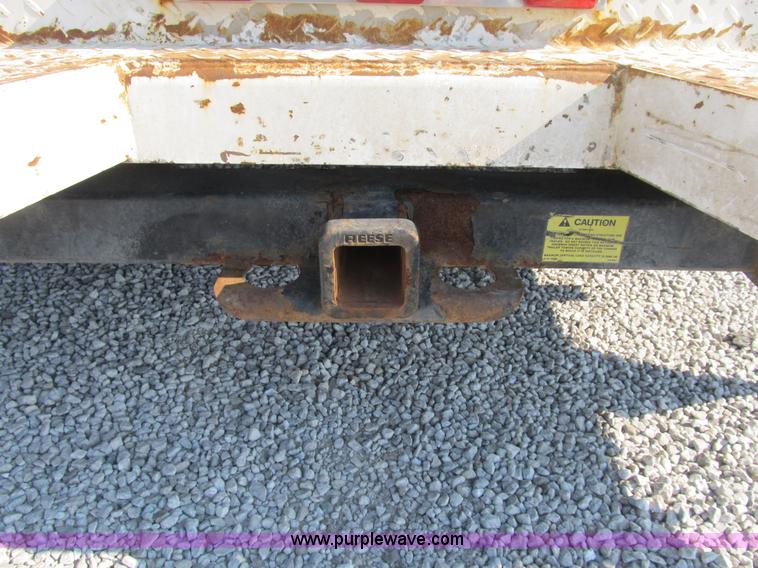 image for item B2852 2005 Ford F550 XL Super Duty service truck