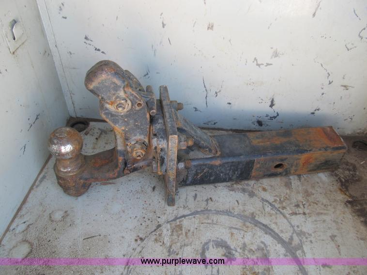 image for item B2852 2005 Ford F550 XL Super Duty service truck