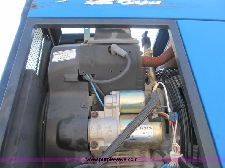 image for item B2852 2005 Ford F550 XL Super Duty service truck