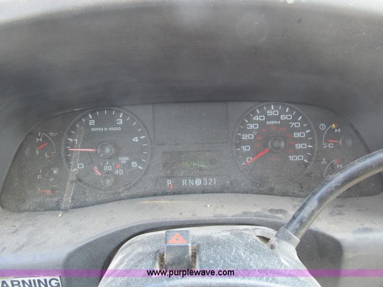 image for item B2852 2005 Ford F550 XL Super Duty service truck