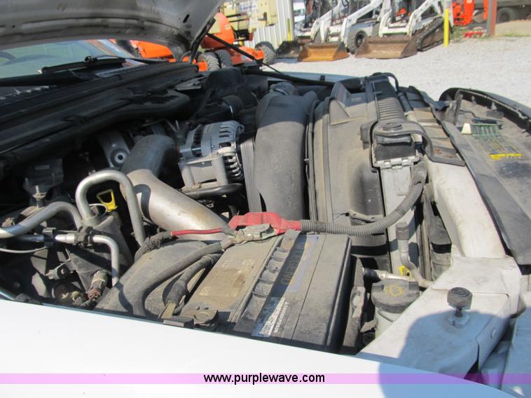 image for item B2852 2005 Ford F550 XL Super Duty service truck