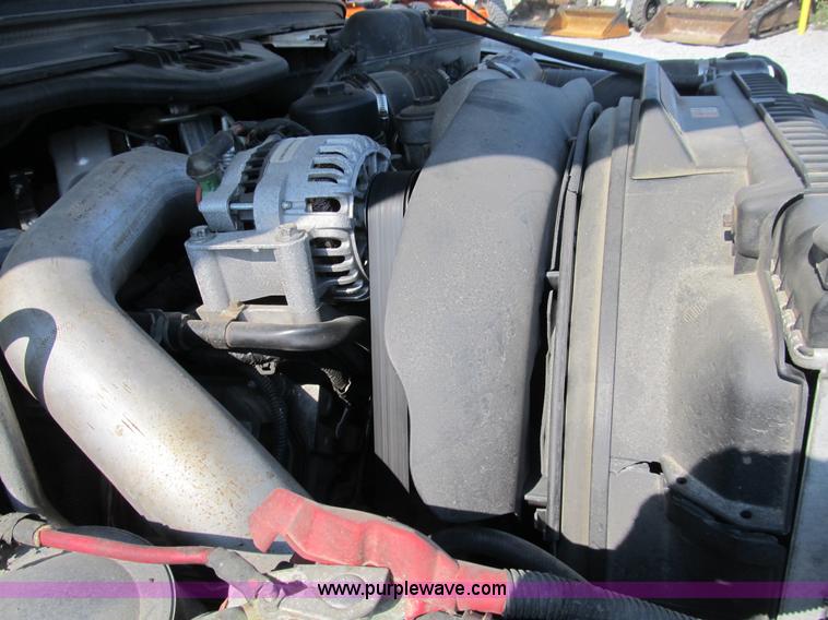 image for item B2852 2005 Ford F550 XL Super Duty service truck