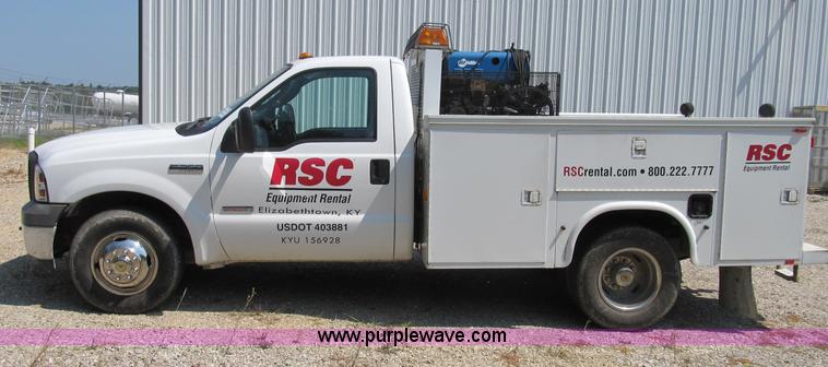 image for item B2853 2005 Ford F350 XL Super Duty service truck