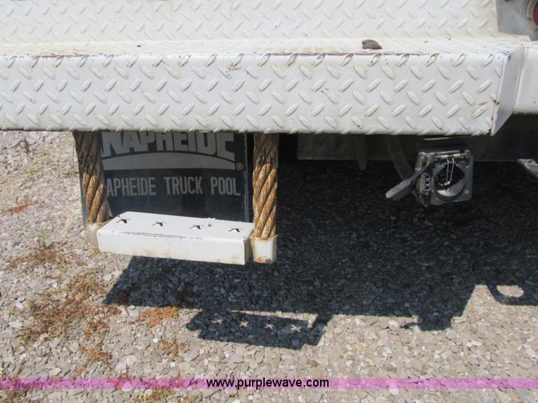 image for item B2853 2005 Ford F350 XL Super Duty service truck