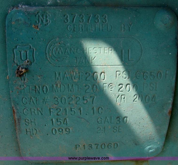 image for item B2853 2005 Ford F350 XL Super Duty service truck