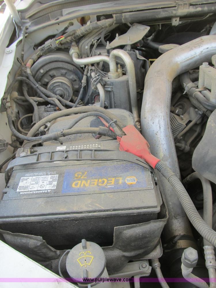 image for item B2853 2005 Ford F350 XL Super Duty service truck