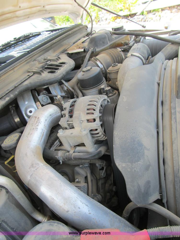 image for item B2853 2005 Ford F350 XL Super Duty service truck