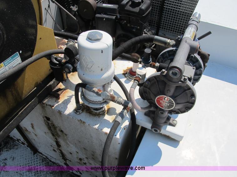 image for item B2854 2005 Ford F550 XLT Super Duty service truck