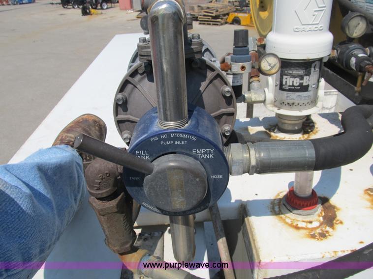 image for item B2854 2005 Ford F550 XLT Super Duty service truck