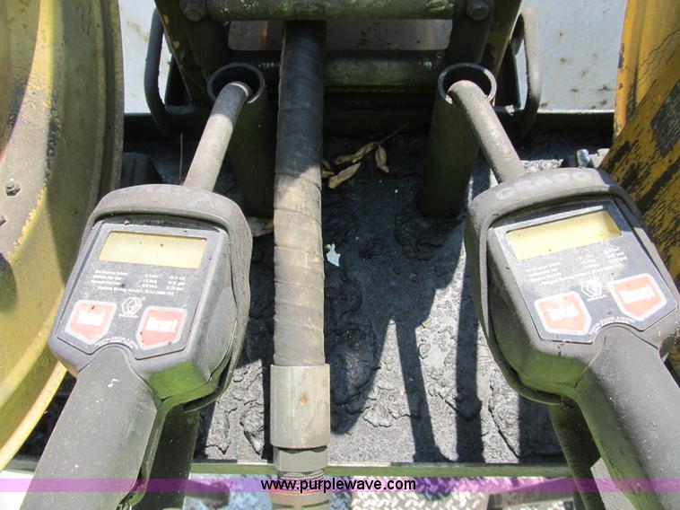 image for item B2854 2005 Ford F550 XLT Super Duty service truck