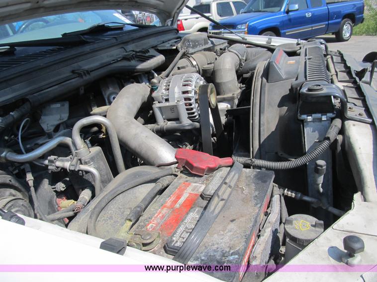 image for item B2854 2005 Ford F550 XLT Super Duty service truck