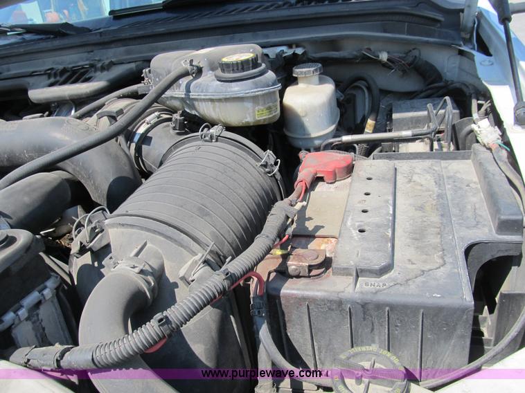 image for item B2854 2005 Ford F550 XLT Super Duty service truck