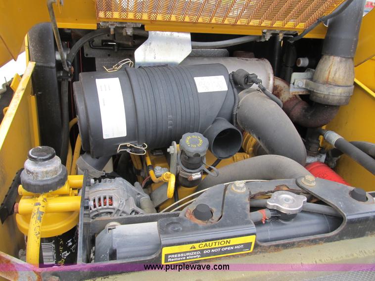 image for item B2861 2006 John Deere 317 skid steer