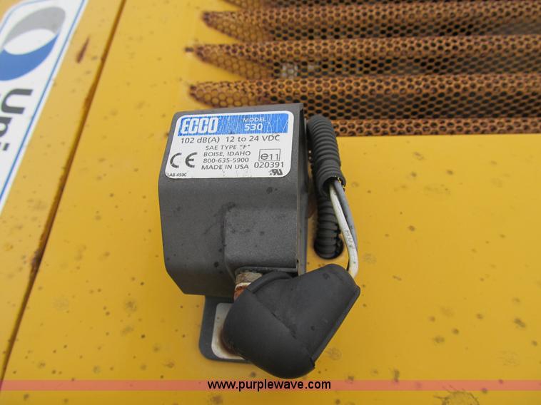 image for item B2861 2006 John Deere 317 skid steer