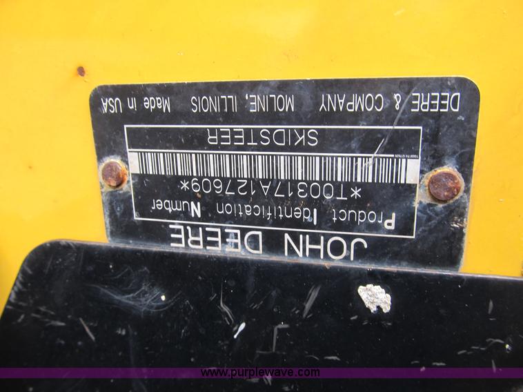 image for item B2861 2006 John Deere 317 skid steer
