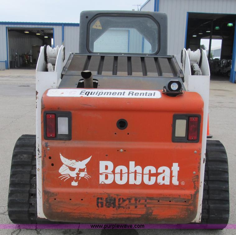 image for item B2862 2007 Bobcat T250 track skid steer