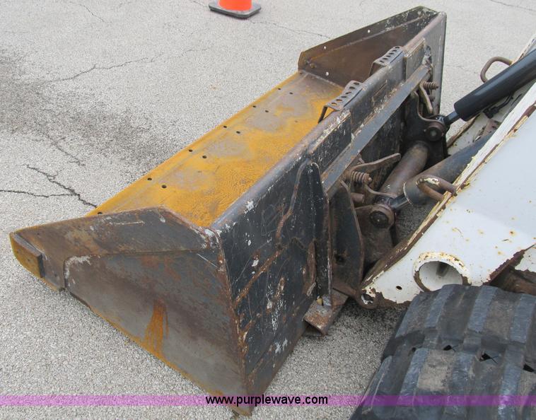 image for item B2862 2007 Bobcat T250 track skid steer