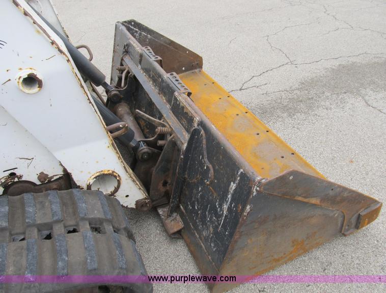 image for item B2862 2007 Bobcat T250 track skid steer