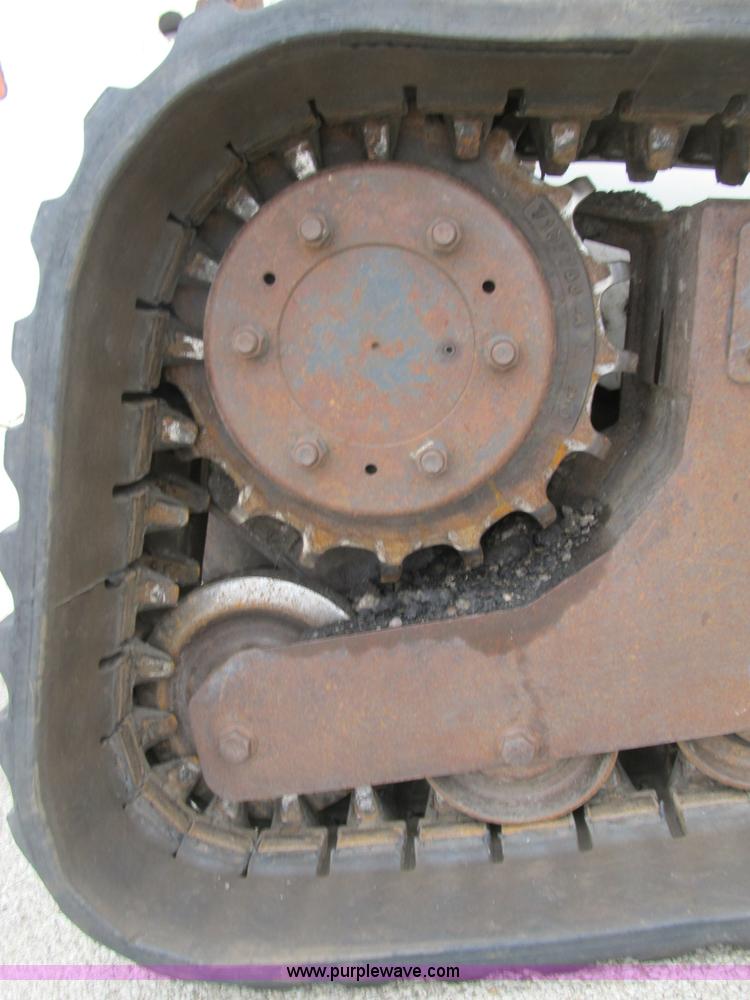 image for item B2862 2007 Bobcat T250 track skid steer