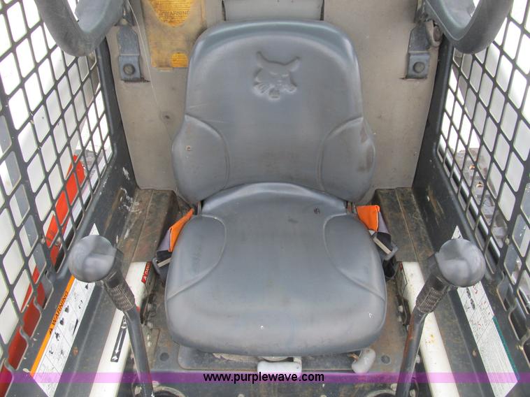 image for item B2862 2007 Bobcat T250 track skid steer