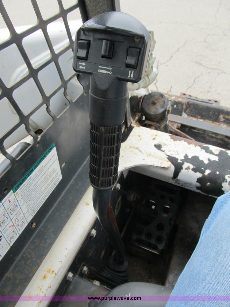 image for item B2862 2007 Bobcat T250 track skid steer