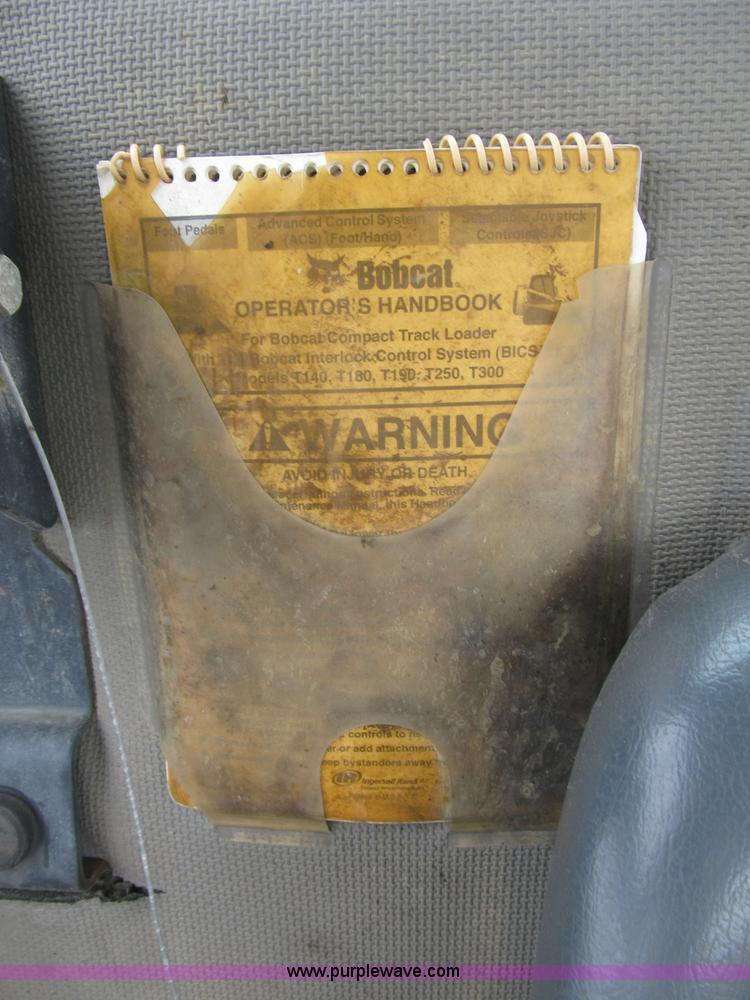 image for item B2862 2007 Bobcat T250 track skid steer