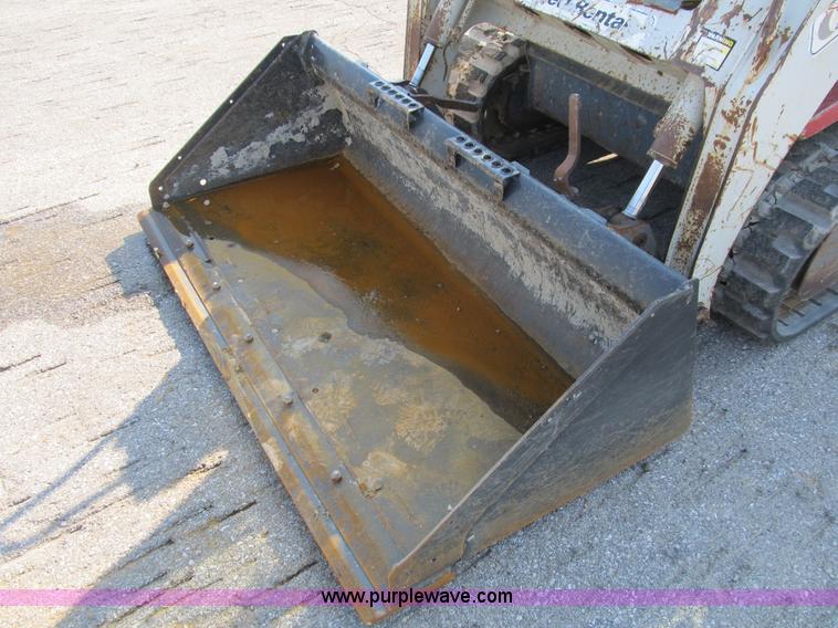 image for item B2865 2006 Takeuchi TL130C track skid steer
