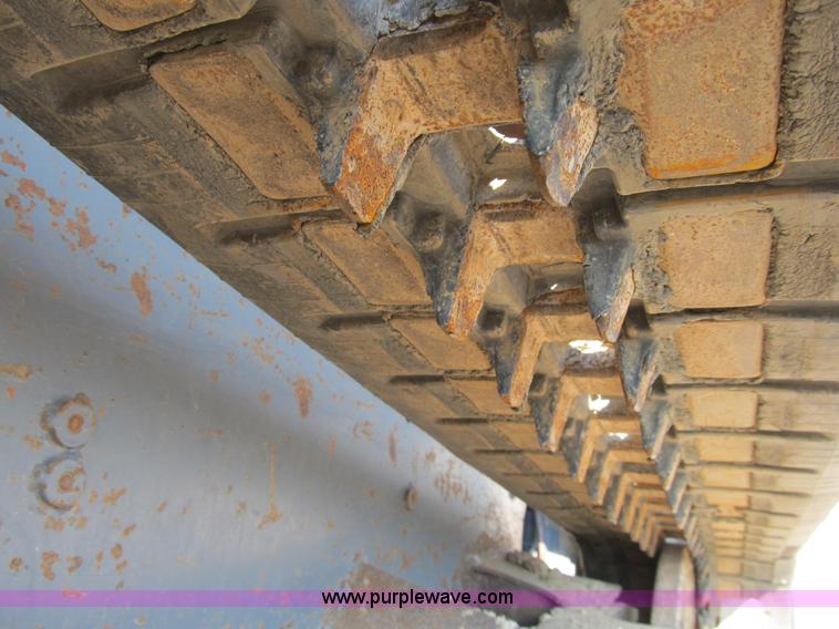 image for item B2865 2006 Takeuchi TL130C track skid steer