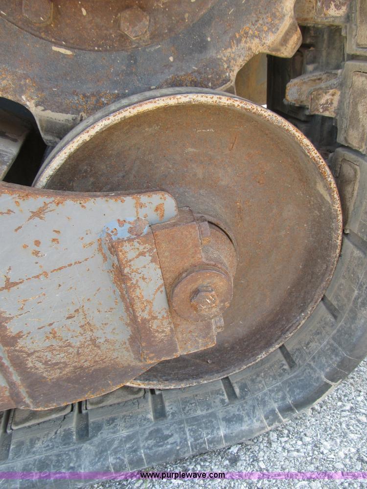 image for item B2865 2006 Takeuchi TL130C track skid steer