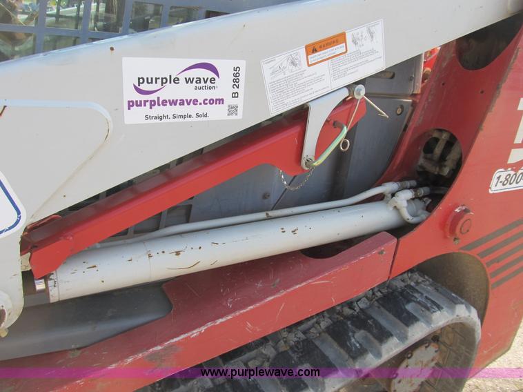 image for item B2865 2006 Takeuchi TL130C track skid steer
