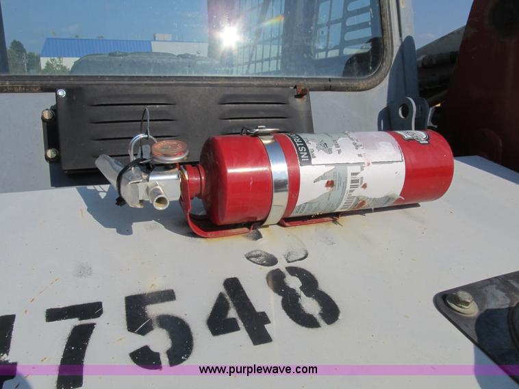 image for item B2865 2006 Takeuchi TL130C track skid steer