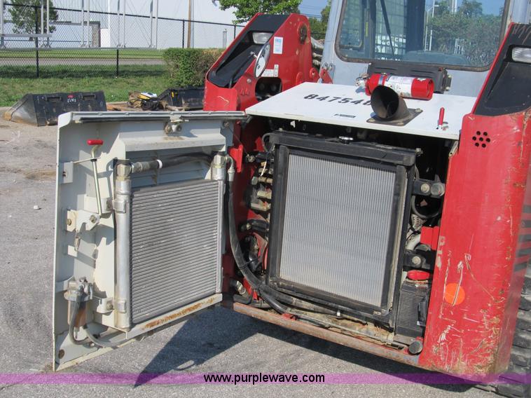 image for item B2865 2006 Takeuchi TL130C track skid steer