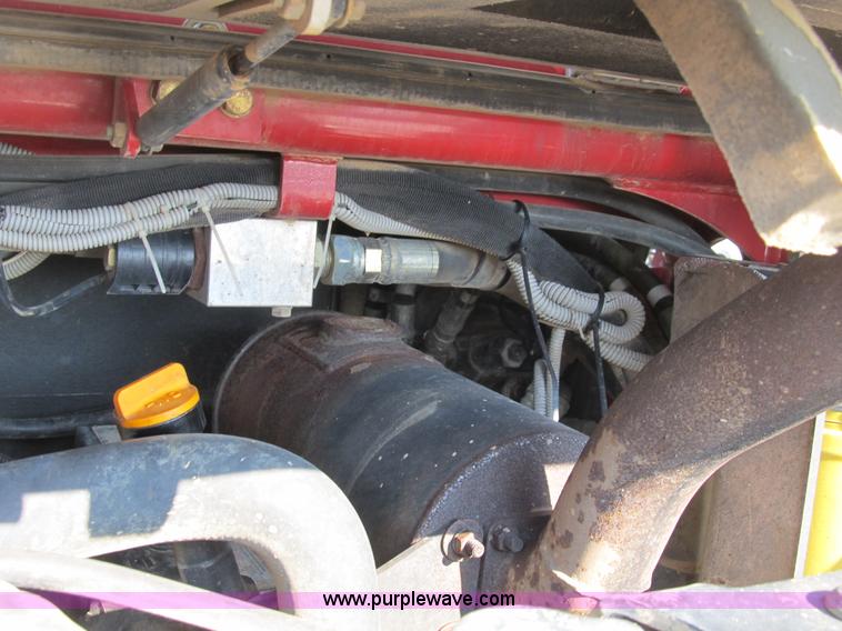 image for item B2865 2006 Takeuchi TL130C track skid steer