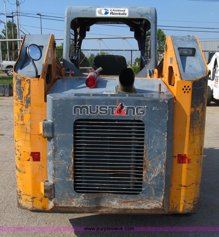 image for item B2866 2006 Mustang MTL20 track skid steer