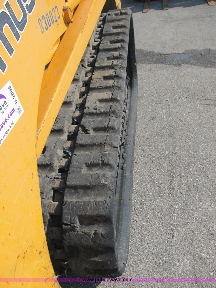 image for item B2866 2006 Mustang MTL20 track skid steer