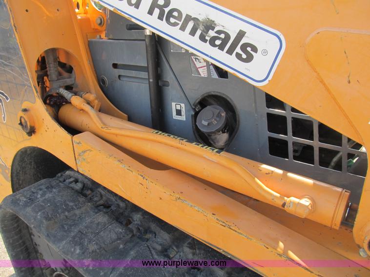 image for item B2866 2006 Mustang MTL20 track skid steer