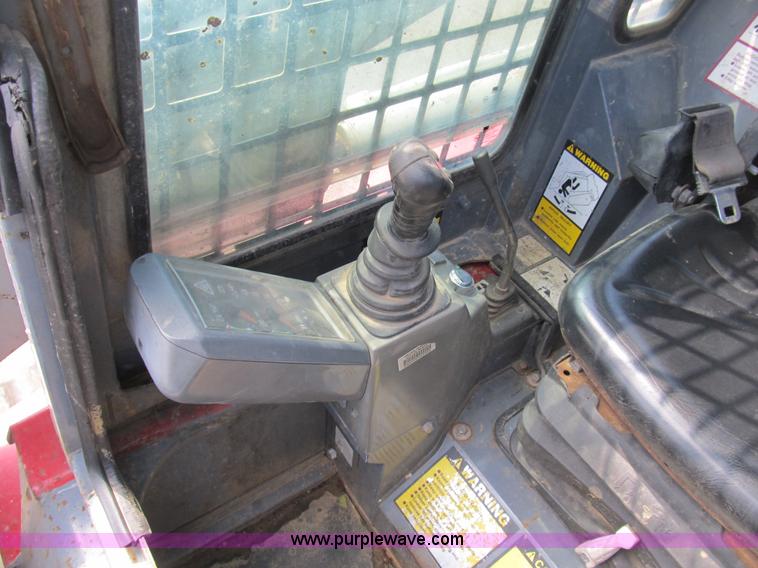 image for item B2869 2006 Takeuchi TL140CR track skid steer